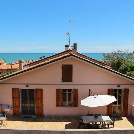 Pura Vida Fano (Pesaro and Urbino)